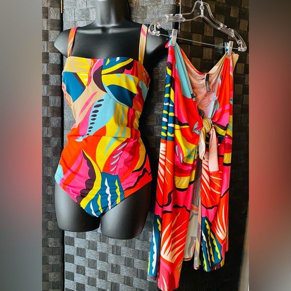 Chara 2 Piece Multicolor Swim Set - Picture 8 of 10